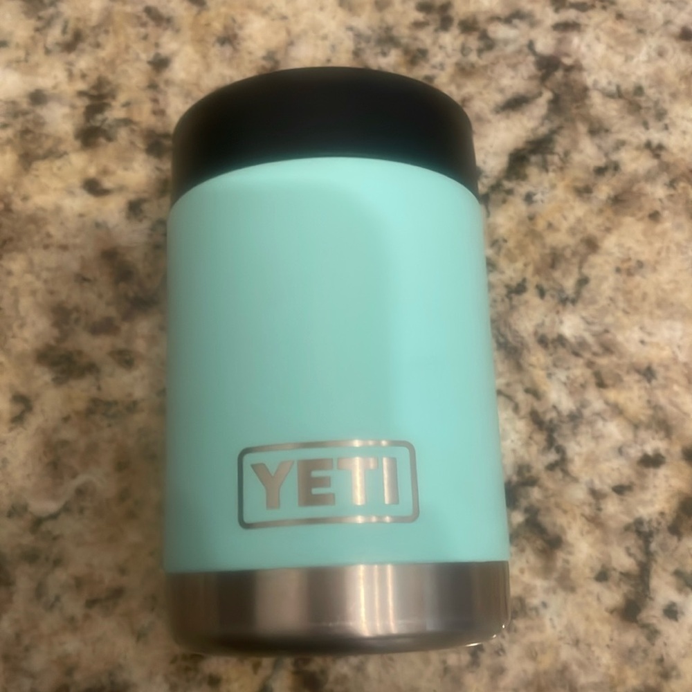 Yeti Seafoam Can Cooler